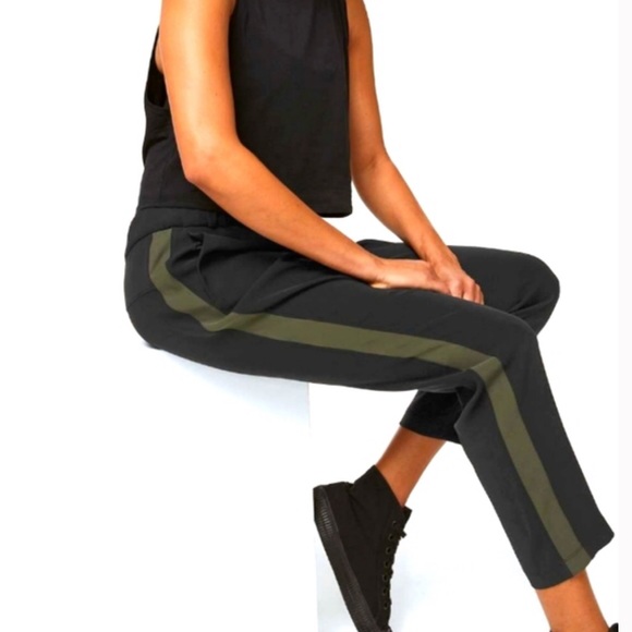 Lululemon On The Fly Pant 27” Woven *Track Stripe Black / Dark Olive Size 4 - Picture 2 of 12